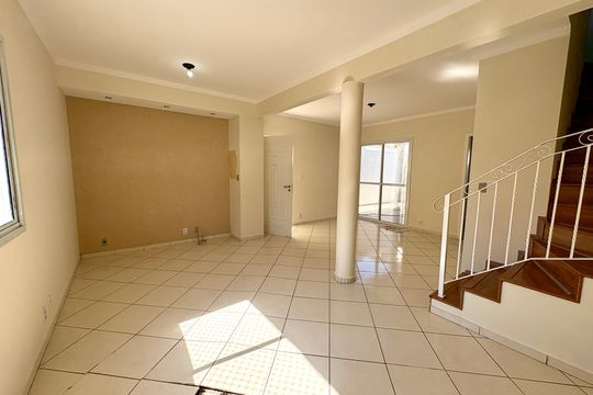 Casa de Condomínio à venda com 3 quartos, 102m² em Jardim Shangai, Jundiaí