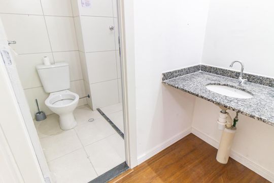 Banheiro de apartamento para alugar com 2 quartos, 34m² em Mooca, São Paulo