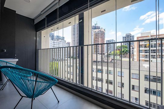 Varanda de kitnet/studio para alugar com 1 quarto, 34m² em Cerqueira César, São Paulo