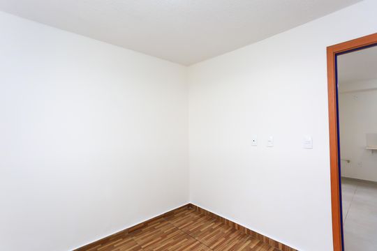 Quarto 1 de apartamento para alugar com 2 quartos, 37m² em Morumbi, São Paulo