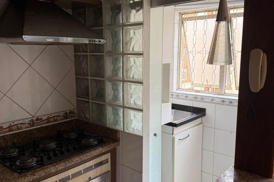 Cozinha e Área de Serviço de apartamento à venda com 2 quartos, 58m² em Centro, Canoas