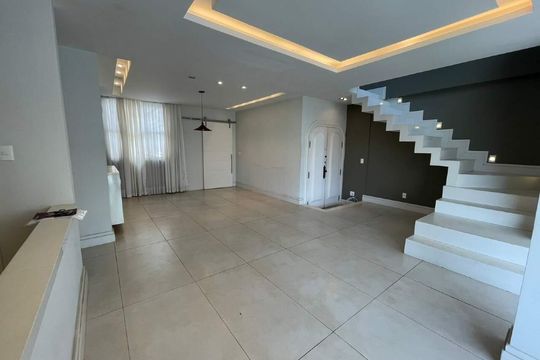 Apartamento à venda com 3 quartos, 200m² em Copacabana, Rio de Janeiro