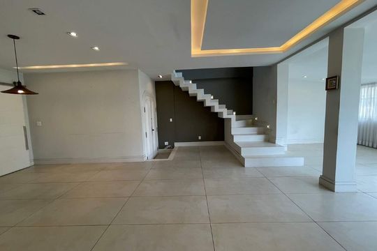 Apartamento à venda com 3 quartos, 200m² em Copacabana, Rio de Janeiro