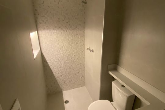 Banheiro da Suíte de apartamento à venda com 2 quartos, 73m² em Vila Independencia, São Paulo