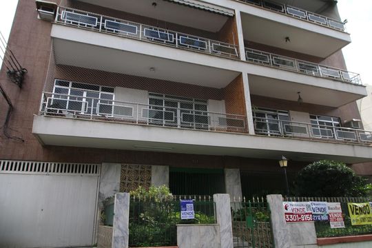 Fachada do Prédio de apartamento à venda com 2 quartos, 90m² em Olaria, Rio de Janeiro
