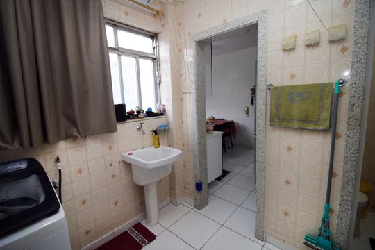 Área de Serviço de apartamento à venda com 2 quartos, 90m² em Olaria, Rio de Janeiro