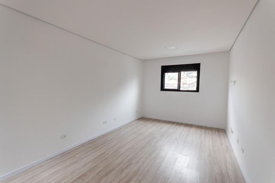 Quarto de apartamento à venda com 2 quartos, 112m² em Vila Curuçá, Santo André