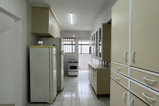 Cozinha de apartamento para alugar com 2 quartos, 104m² em Ponta da Praia, Santos