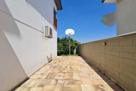 Casa à venda com 4 quartos, 620m² em Residencial Cinco (Alphaville), Santana de Parnaíba