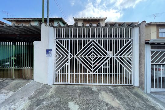 Fachada de casa à venda com 3 quartos, 158m² em Jardim Sarah, São Paulo