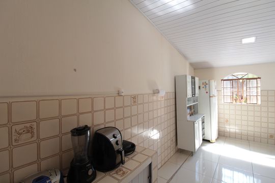 Cozinha de casa à venda com 2 quartos, 351m² em Glória, Belo Horizonte
