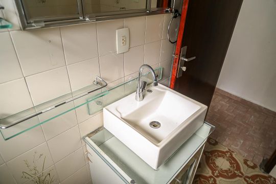 Banheiro 1 de casa à venda com 3 quartos, 215m² em Vila da Saúde, São Paulo