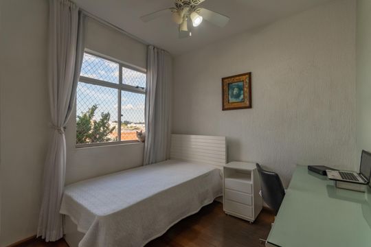 Quarto 2 de apartamento à venda com 4 quartos, 200m² em Ouro Preto, Belo Horizonte