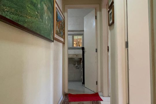 Corredor de apartamento à venda com 2 quartos, 95m² em Pinheiros, São Paulo