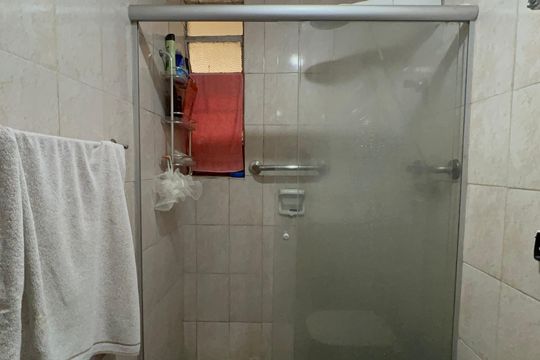 Banheiro de apartamento à venda com 2 quartos, 95m² em Pinheiros, São Paulo