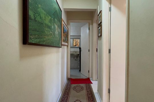 Corredor de apartamento à venda com 2 quartos, 95m² em Pinheiros, São Paulo