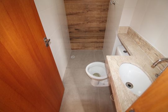 Banheiro de apartamento à venda com 2 quartos, 41m² em Jardim São Paulo, São Paulo