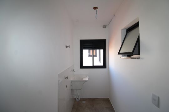 Sala/Cozinha de apartamento à venda com 2 quartos, 41m² em Jardim São Paulo, São Paulo