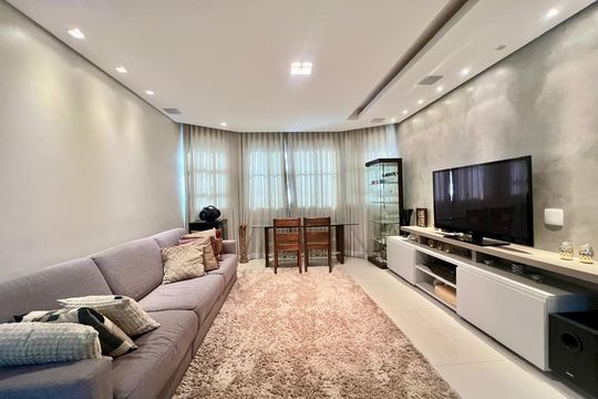 Apartamento à venda com 3 quartos, 150m² em Carmo, Belo Horizonte
