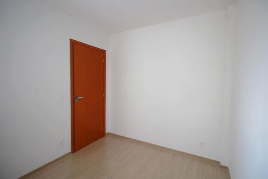 Quarto 2 de apartamento para alugar com 2 quartos, 54m² em Goiânia, Belo Horizonte