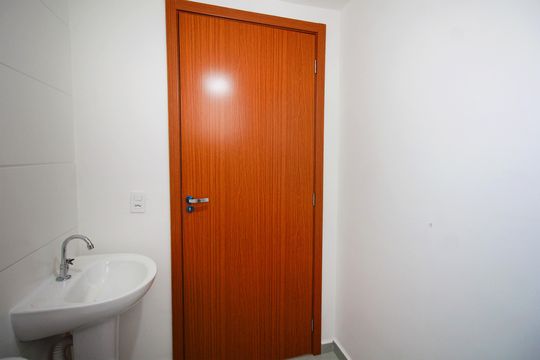 Banheiro de apartamento para alugar com 2 quartos, 54m² em Goiânia, Belo Horizonte