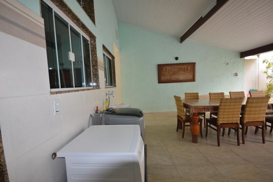 Área de Serviço de casa de condomínio para alugar com 3 quartos, 225m² em Campo Grande, Rio de Janeiro