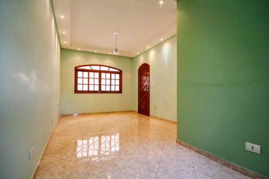 Casa para alugar com 2 quartos, 98m² em Jardim Sao Ricardo, São Paulo