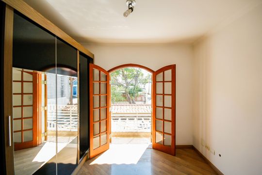 Quarto 2 de casa para alugar com 2 quartos, 98m² em Jardim Sao Ricardo, São Paulo