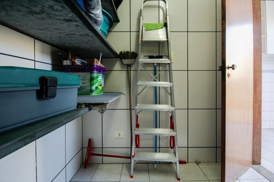 Despensa de casa para alugar com 2 quartos, 98m² em Jardim Sao Ricardo, São Paulo