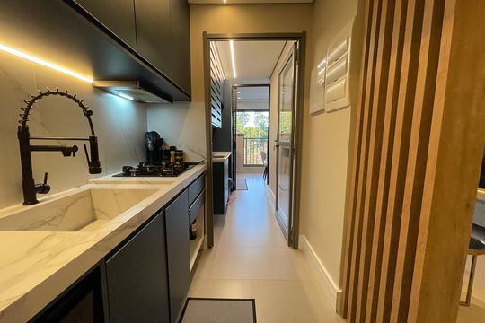 Cozinha de apartamento para alugar com 2 quartos, 72m² em Butantã, São Paulo