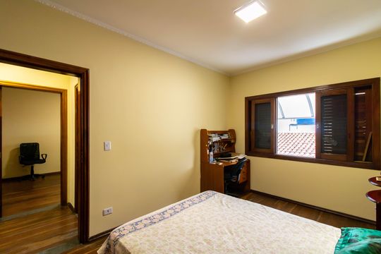 Quarto 1 de casa para alugar com 4 quartos, 100m² em Jardim Barbosa, Guarulhos