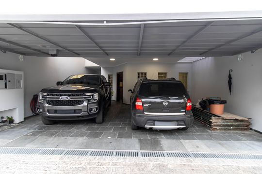Garagem de casa para alugar com 4 quartos, 100m² em Jardim Barbosa, Guarulhos