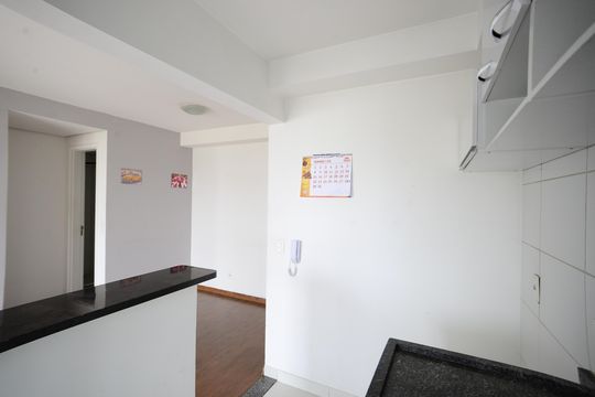 Cozinha de apartamento para alugar com 1 quarto, 37m² em Liberdade, São Paulo