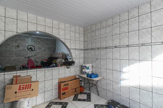 Cozinha 2 de casa à venda com 6 quartos, 125m² em Jardim Colorado, São Paulo