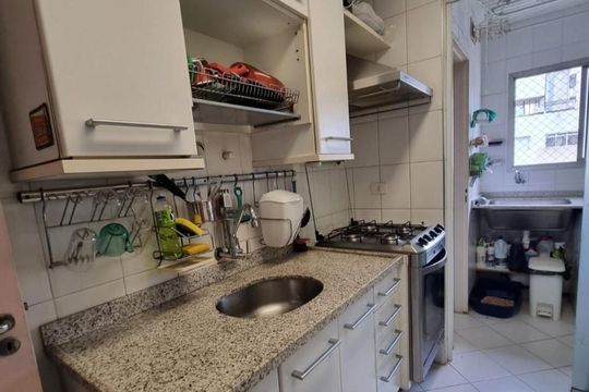 Cozinha  de apartamento à venda com 3 quartos, 82m² em Vila Olímpia, São Paulo