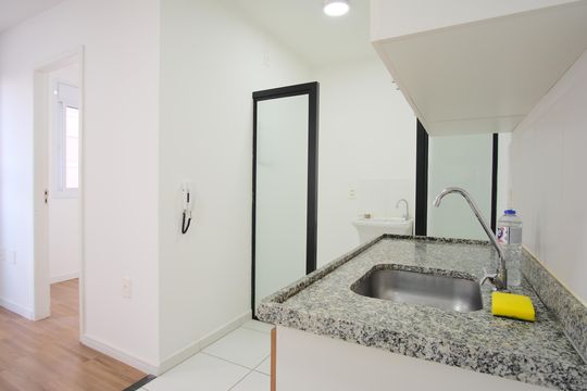 Cozinha de apartamento para alugar com 2 quartos, 35m² em Cidade Mãe do Céu, São Paulo