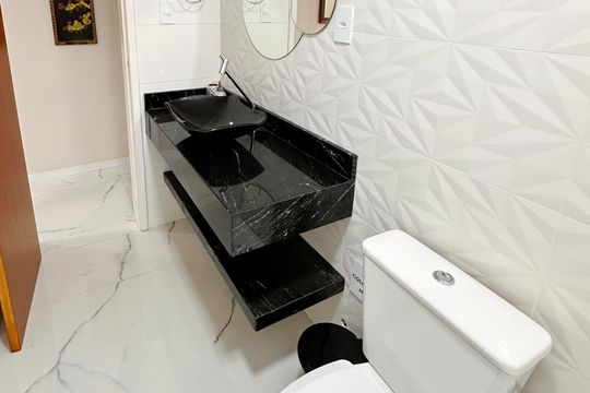 Banheiro de apartamento para alugar com 2 quartos, 119m² em Centro, Florianópolis