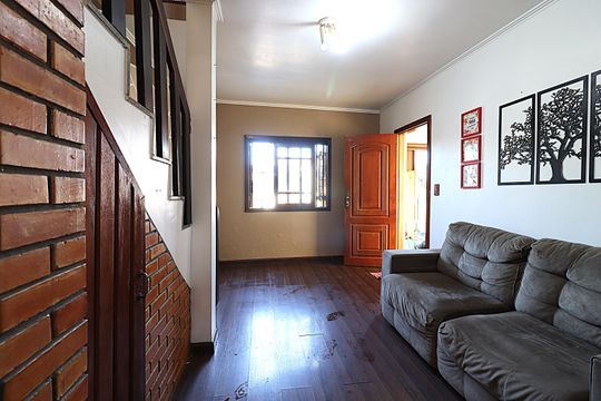 Casa à venda com 2 quartos, 110m² em Rubem Berta, Porto Alegre