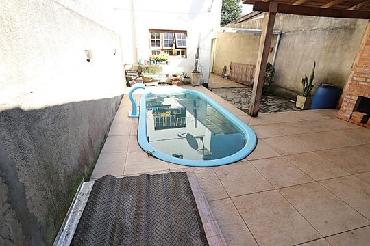Área comum de casa à venda com 2 quartos, 110m² em Rubem Berta, Porto Alegre