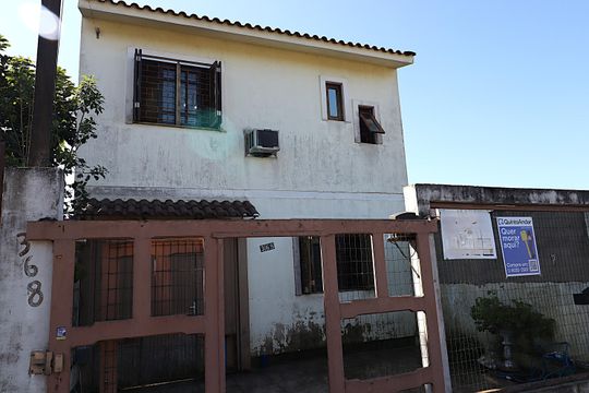 Fachada do Prédio de casa à venda com 2 quartos, 110m² em Rubem Berta, Porto Alegre