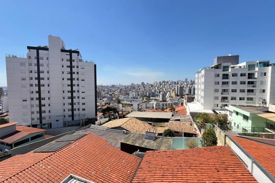 Apartamento à venda com 2 quartos, 56m² em Nova Suíça, Belo Horizonte