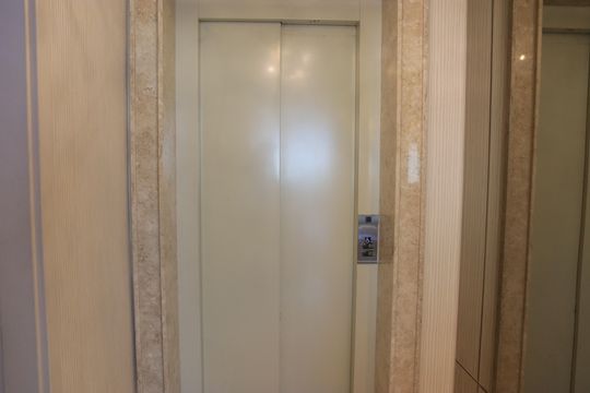 Hall de entrada de apartamento para alugar com 3 quartos, 160m² em Setor Marista, Goiânia