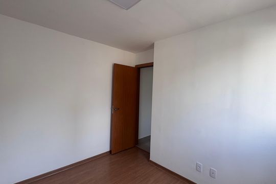 Quarto 2 de apartamento para alugar com 2 quartos, 57m² em Jardim Nova Europa, Campinas