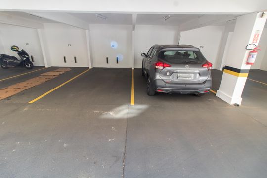 Garagem de apartamento à venda com 4 quartos, 571m² em Bosque, Campinas