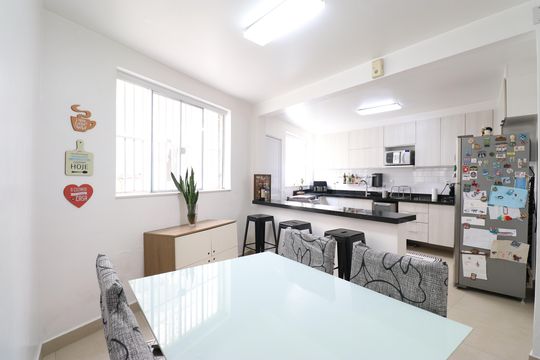 Cozinha de casa à venda com 2 quartos, 105m² em Bom Retiro, São Paulo