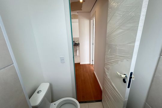 Banheiro de apartamento à venda com 1 quarto, 35m² em Todos Os Santos, Rio de Janeiro
