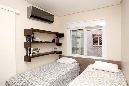 Suíte 2 de apartamento à venda com 2 quartos, 55m² em Floresta, Porto Alegre