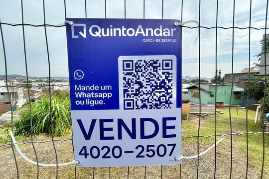 Placa de casa à venda com 2 quartos, 100m² em Ouro Branco, Novo Hamburgo