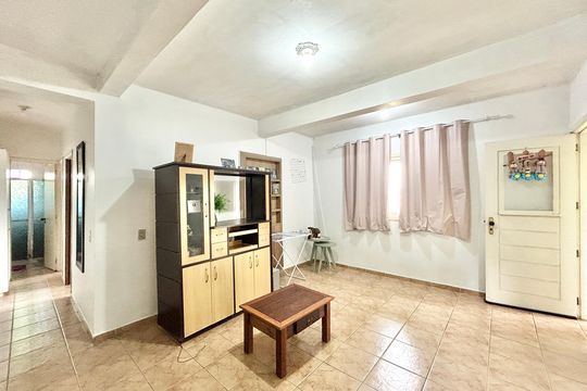Sala de casa à venda com 2 quartos, 100m² em Ouro Branco, Novo Hamburgo