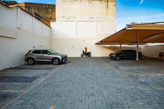 Garagem de apartamento para alugar com 2 quartos, 45m² em Santa Monica, Belo Horizonte